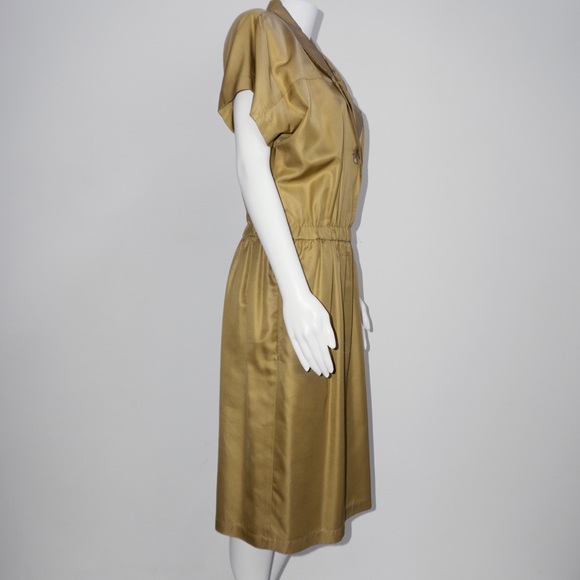 Mary Ann Restivo vintage 100% silk dress with a seashells button. - Picture 5 of 8